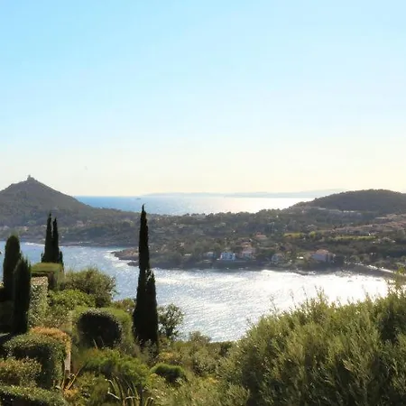 Agay Sleeps 8 Pool Air Con Wifi Сен-Рафаель