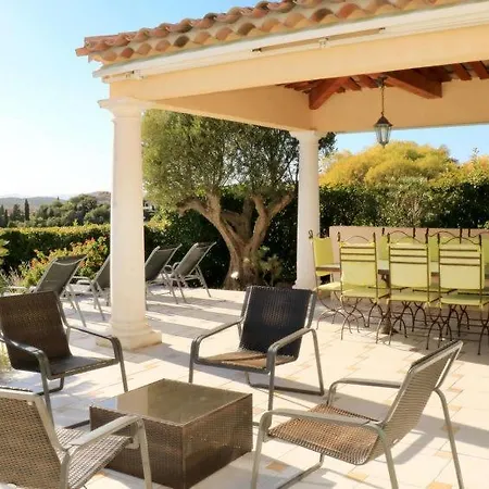 Agay Sleeps 8 Pool Air Con Wifi