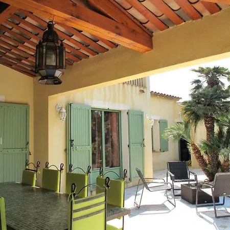 Holiday home Agay Sleeps 8 Pool Air Con Wifi